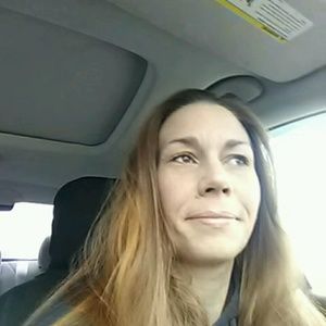 Meet your Posher, Dana